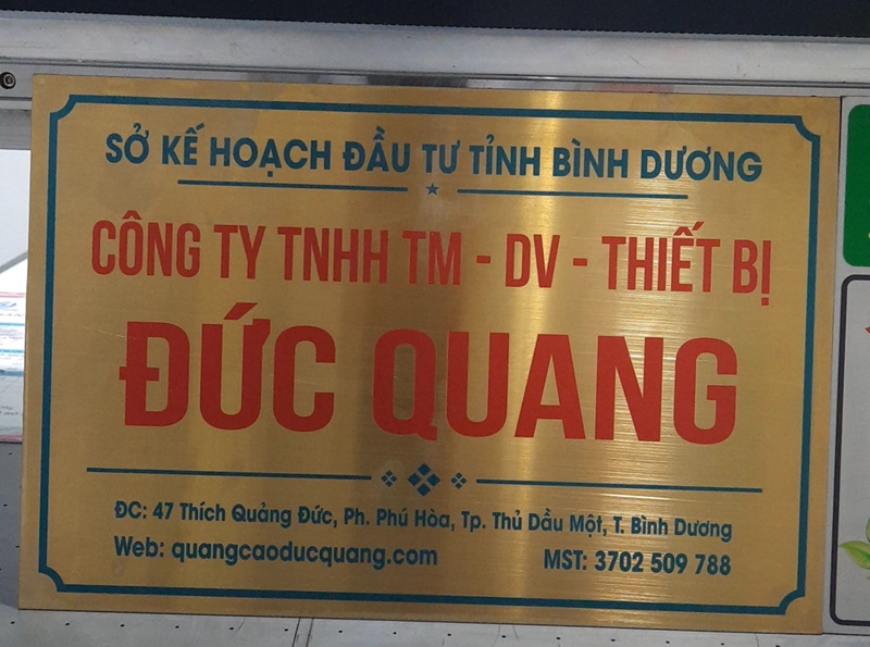 in uv tren mica