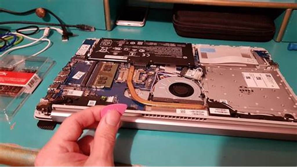 Top 10 Địa Chỉ Sửa Laptop Uy Tín Nhất Tại TP Hồ Chí Minh 4. Anh Nguyễn Computer - Dịch vụ sửa chữa nhanh chóng và hiệu quả