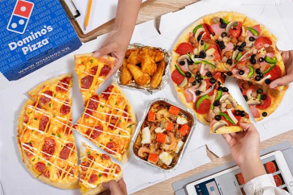 Hộp đựng pizza giúp bảo quản và giữ nhiệt cho bánh pizza nóng giòn.